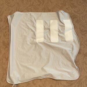 Ollie baby swaddle stone